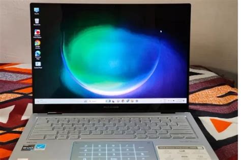 Review Asus Laptop Konvertibel Zenbook 14 Flip OLED Produk Unik Dengan