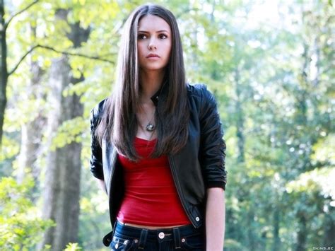 Elena Gilbert Wallpaper Elena Gilbert Vampire Diaries Fashion Elena