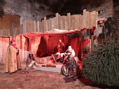 Matera Cala Il Sipario Su Un Suggestivo Presepe Vivente Con Un