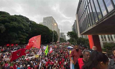 Manifestantes Se Re Nem Em Ato Pela Democracia Em S O Paulo Sem