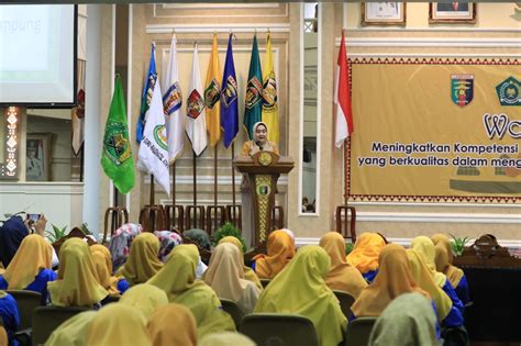 Bunda Paud Provinsi Lampung Membuka Workshop Peningkatan Kompetensi