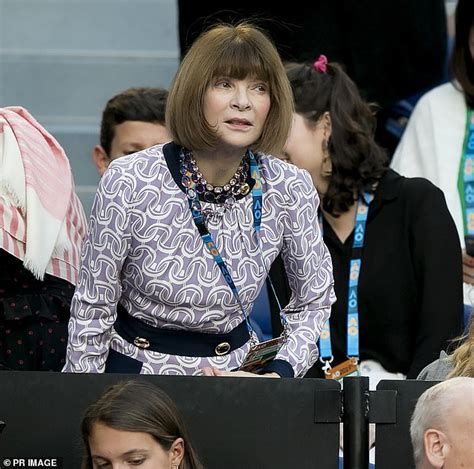 Anna Wintour 69 Ditches Her Trademark Sunglasses As She Shows Off Her