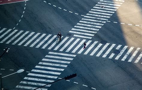 2 000 Free Πεζικού Crosswalk Images Pixabay