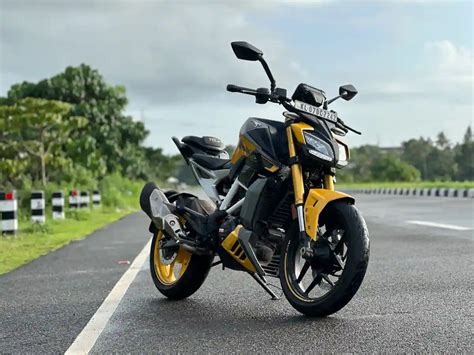 Tvs Apache Rtr Review Tech Packed Streetfighter