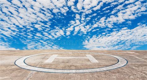 Helicopter landing stock image. Image of thailand, helipad - 32567023