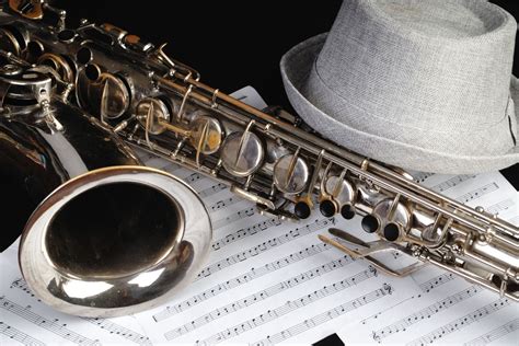 Introduction To Playing The Alto Saxophone | Skill Success