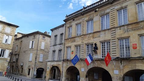 G Rald Darmanin Demande Le Retrait Du Titre De S Jour D Un Imam De