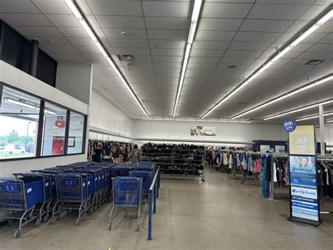 GOODWILL RETAIL STORE OF MIDDLE TENNESSEE - Updated January 2025 - 29 Photos & 23 Reviews - 1203 ...