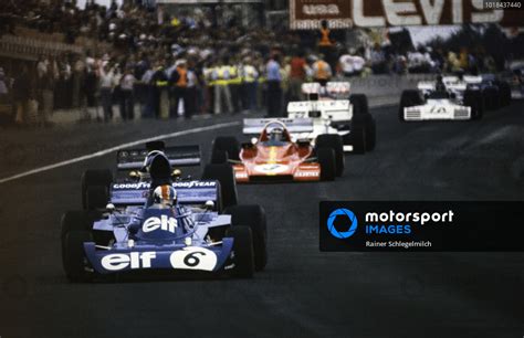 François Cevert Tyrrell 006 Ford leads Ronnie Peterson Lotus 72E Ford