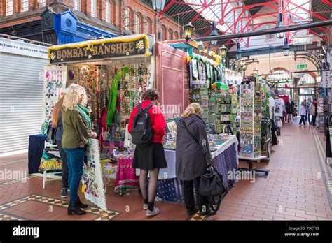 Georges Street Arcade Shopping Markt Dublin Fotos Und Bildmaterial In