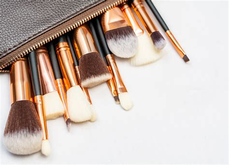 Top 5 Makeup Brush Brands