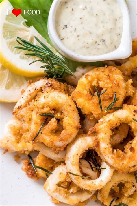 Fried Shrimp With Dipping Sauce And Lemon Wedges