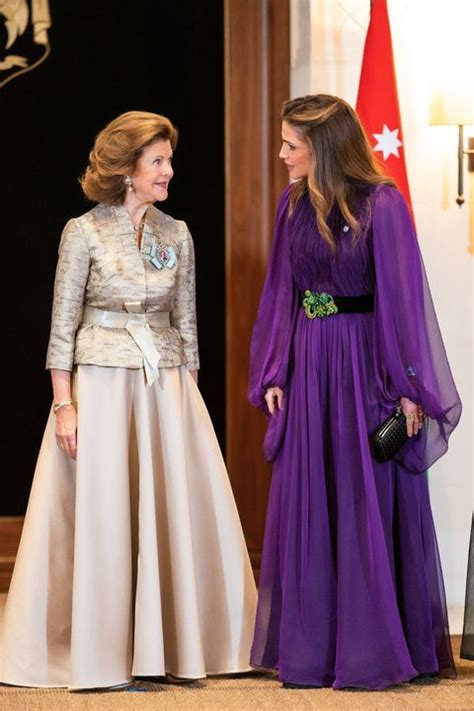 Queen Rania Of Jordans Best Fashion Moments