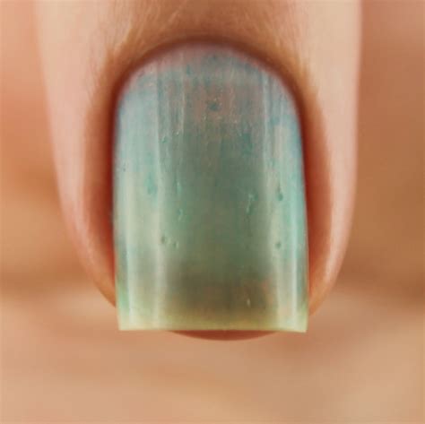 how to remove nail color 10