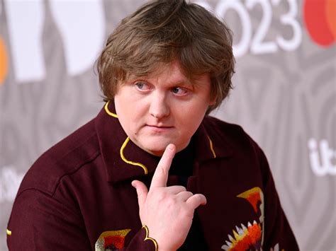 Q A Lewis Capaldi Feels Naked Releasing New