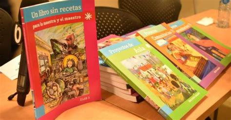 NotiGAPE AMLO celebra reactivación de entrega de libros en Chihuahua