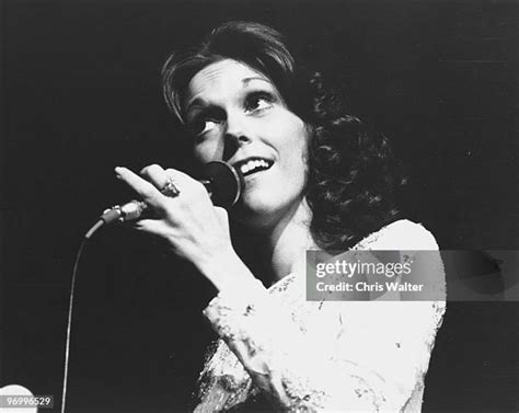 karen carpenter  fotografias  imagenes de stock getty images