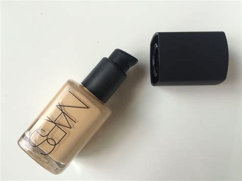 Nars Sheer Glow Foundation Review And Swatches Fs Fashionista