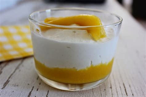 Mousse Coco Et Coulis De Mangue