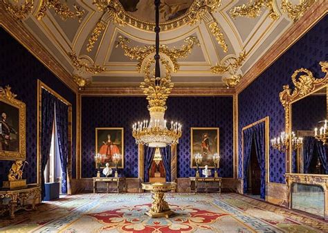 Palacio Real de Madrid | Palace interior, Palace, Castles interior