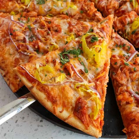 Easy Barbecue Chicken Pizza Small Town Woman