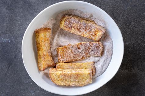 French Toast Sticks (In 15 Min) - Momsdish