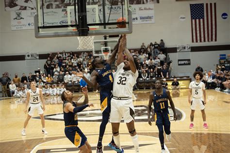 PHOTOS: St. Bonaventure Bonnies vs. La Salle Explorers