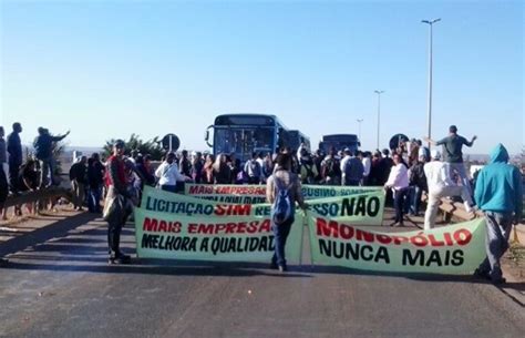 G1 Manifestantes Pedem Melhorias No Transporte Coletivo E Fecham A Br