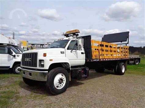 Gmc C7500 Flatbed Stake Body Arrow Truck 2002 Heavy Duty Trucks