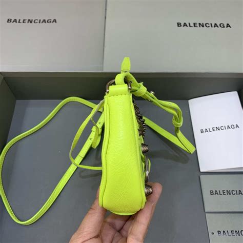 Balenciaga Vg Le Cagole Mini Multipouch In Zitronengelb Arena