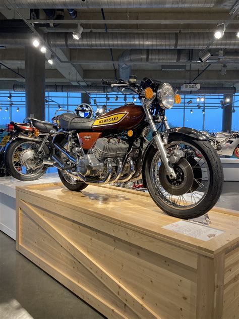 1976 Kawasaki 8505 Barber Museum Favorite Bike