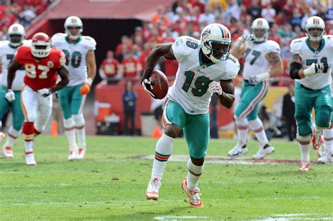 18 days till Dolphins season opener: Players who wore No. 18 for Miami