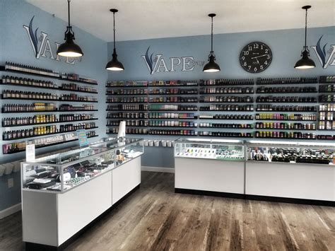 Laccompagnement Dun Vape Shop Favorise Larrêt Around The Vape