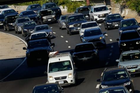 Road users call for strict enforcement of traffic laws in Bahrain | THE ...