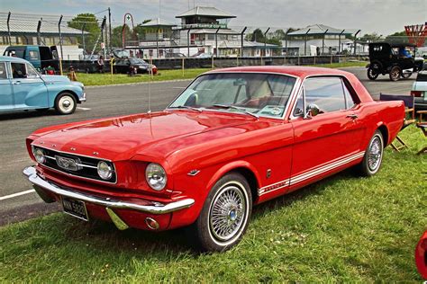 Ford A Ford Mustang Seen At Castle Combe Stuart Mitchell Flickr