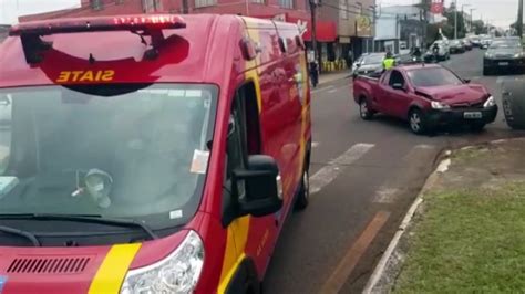 Colis O Seguida De Capotamento Deixa Mulher Ferida Na Avenida Carlos