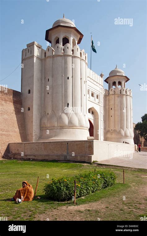 Lahore, Pakistan, the Lahore Fort Stock Photo - Alamy