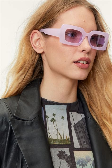 Heres The Best Sunglasses For Your Face Shape Nasty Gal