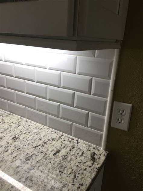 3×6 Beveled Edge Subway Tile Backsplash Odessa Florida Subway Tiles Arka Mutfak Tezgah