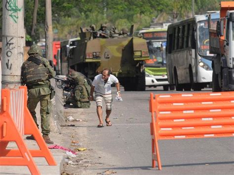 G1 Polícia registra tiroteio no Alemão Zona Norte do Rio notícias