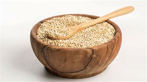 Quinoa Seeds: Uses And Benefits For Hair | HerZindagi