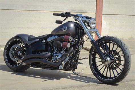 Harley Davidson Breakout | Lord Drake Kustoms