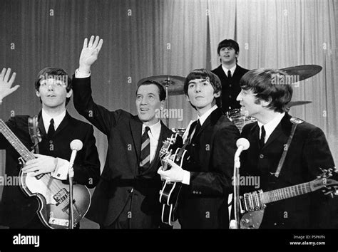 The Beatles 60s Hi Res Stock Photography And Images Alamy