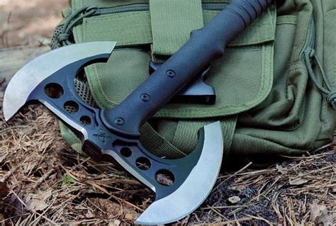 Best Tactical Tomahawk: Useful Tips for Both Pros And Beginners