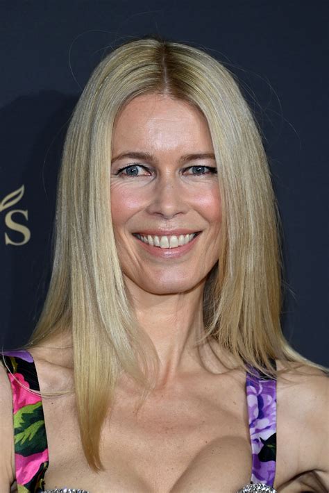 Claudia Schiffer es un filón para Mattel