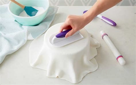 Fondant Amounts To Cover Cakes Wilton S Baking Blog Homemade Cake And Other Baking Recipes