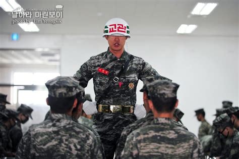 해병대의 미래를 만드는 핵심 대한민국 해병대 훈련교관 날아라마린보이 신병교육대 해병닷컴