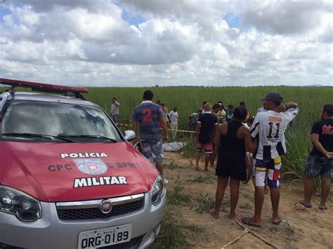 G1 Pm à Paisana Evita Assalto E Mata Suspeitos Em Micro ônibus Em Al