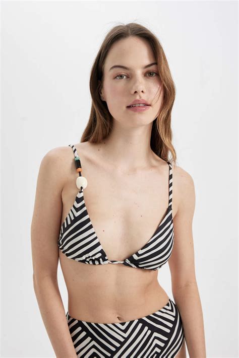 Siyah Kadın Fall in Love Regular Fit Çizgili Üçgen Bikini Üstü 3104409