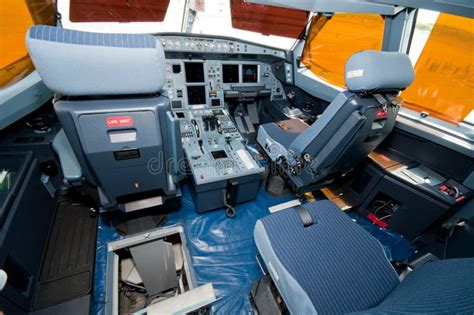 Airbus cockpit stock photo. Image of panel, atmosphere - 5885568